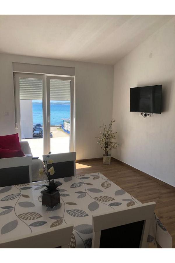 Beach Front Paradise Apartment Sukošan Kültér fotó